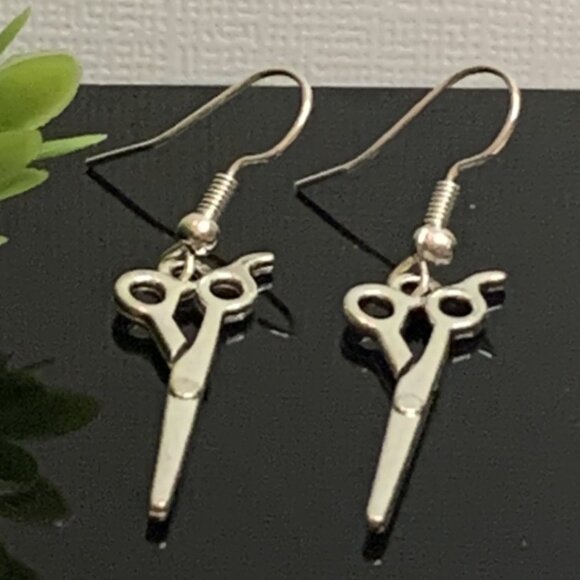 Scissor Earring, Hair Stylist Jewelry, Scissor Jewelry, Sewing Earring, Gift - Picture 5 of 6